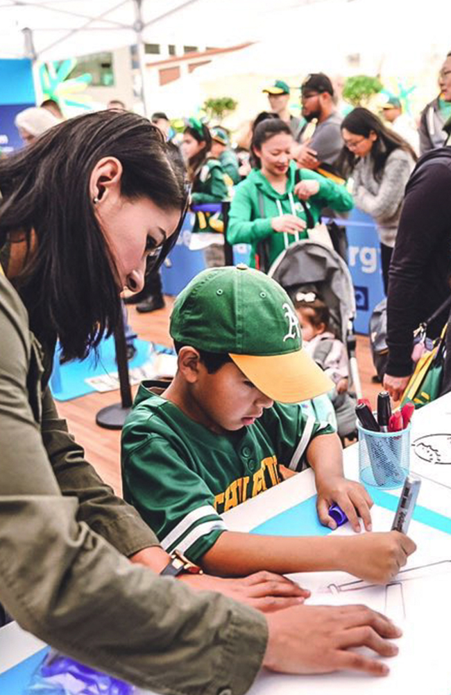 Chevron_FanEnergyHQ_CasePage_RotatingWork_Sign2